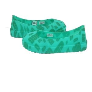 Green ugg boot guard